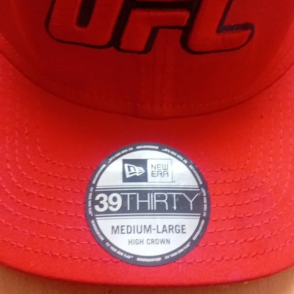 UFC Hat - Picture 3 of 5